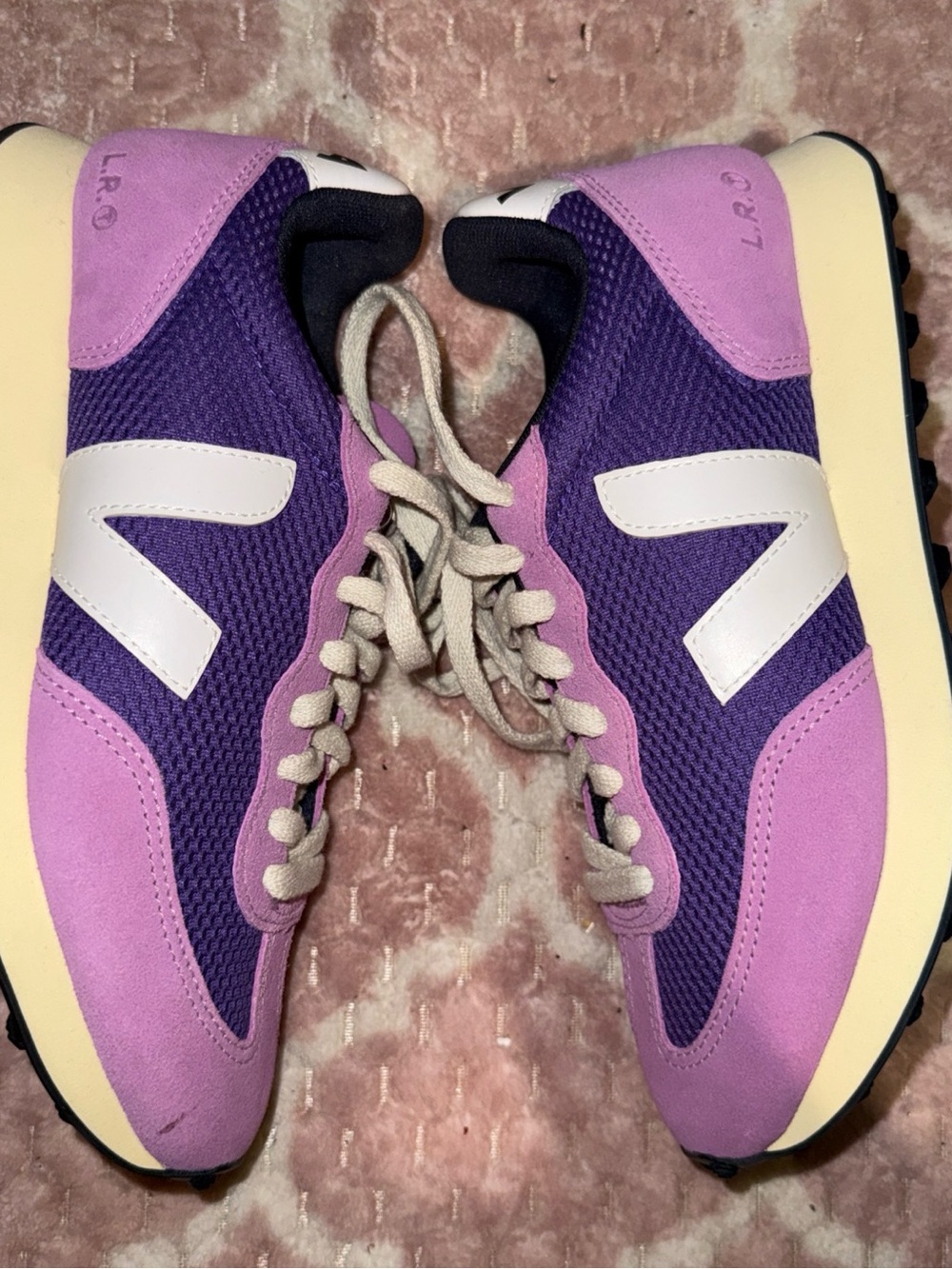 Veja Retro Runner Sneakers in Purple and Lilac - Picture 4 of 6